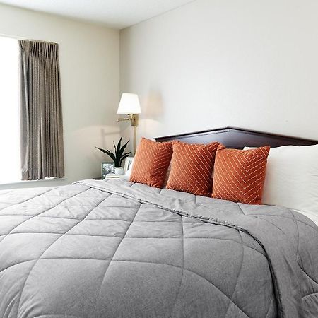 Intown Suites Extended Stay Houston Tx - Hwy 290 Cypress Fairbanks Exterior photo